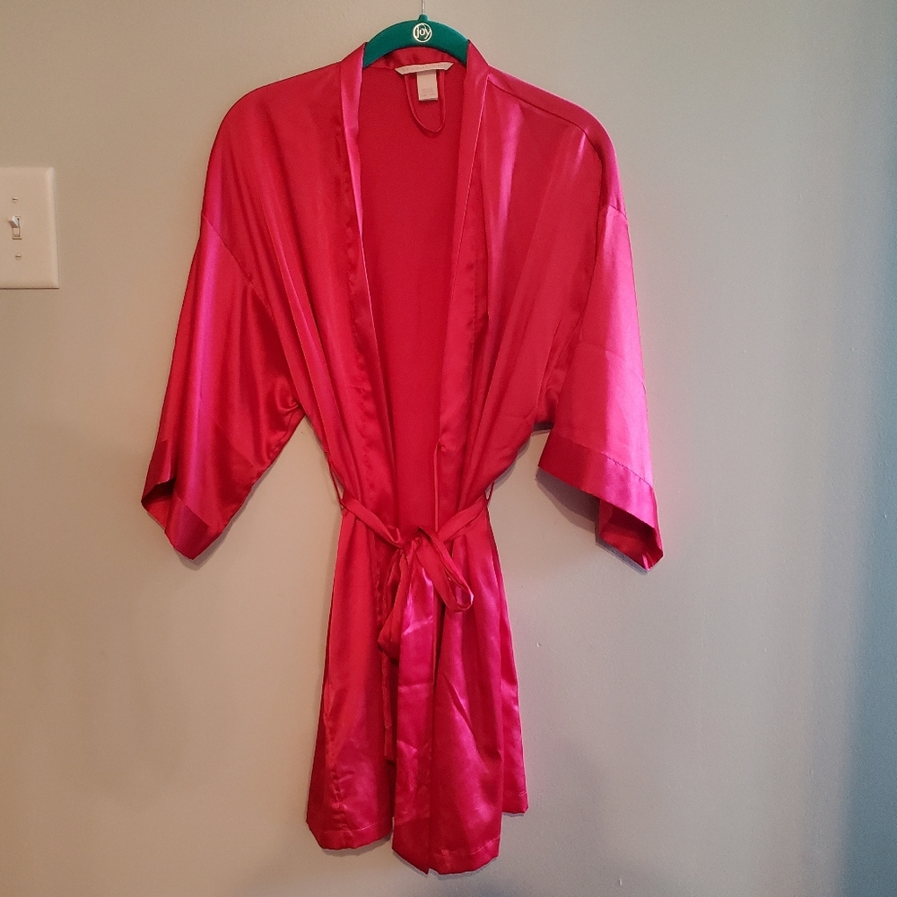 Bright hot Pink Victoria's Secret Silk Robe